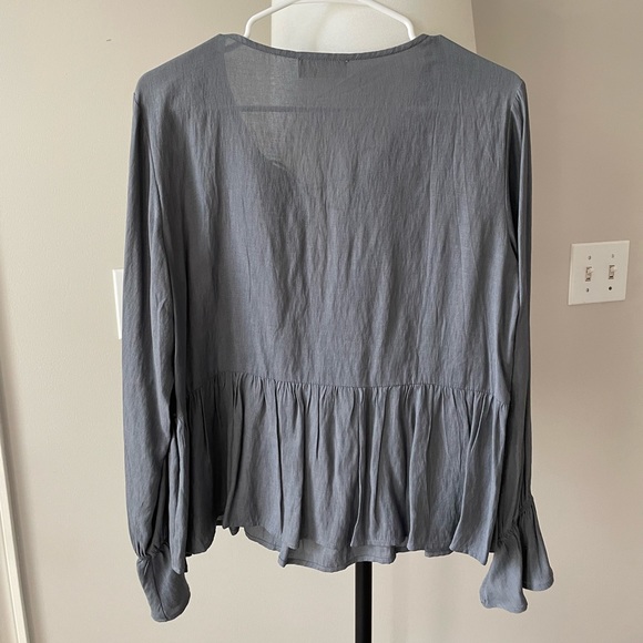 Altar’d state tops - Picture 3 of 5